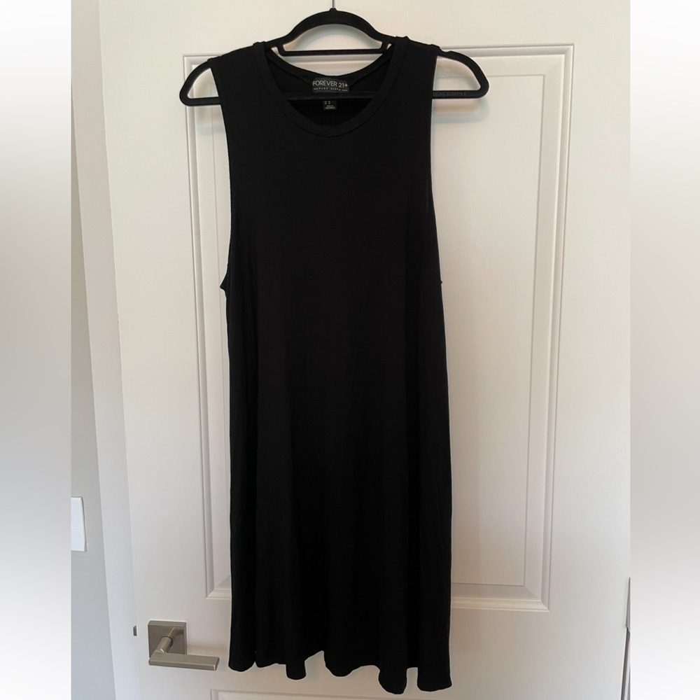 FOREVER 21 PLUS CASUAL BLACK DRESS SIZE 3X, FITS MORE LIKE 2X